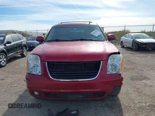 2013 GMC Yukon SLE with VIN 1GKS1AE07DR309832, listed as a IAAI auction lot 41014906 with 203,346 mi miles. Bid and sale history available at carsss.com. Image 12.