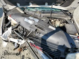 2002 GMC Sierra 1500HD SLE z VIN 1GTGC13U22F117864, wystawiony jako Copart lot #60396074 z przebiegiem Nie podano mil oraz Szkody całkowita. Historia ofert i sprzedaży dostępna na DreamBid. Obrazek 12.