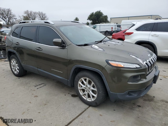 2015 Jeep Cherokee Latitude with VIN 1C4PJLCBXFW683440, listed as a Copart auction lot 85817244 with NaN miles and Clean Title. Bid and sale history available at carsss.com. Image 4.
