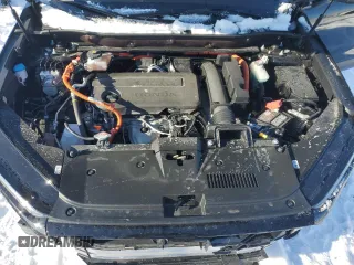 2025 Honda CR-V Sport Touring with VIN 2HKRS6H9XSH216659, listed as a Copart auction lot 44710055 with 3,173 mi miles and Clean Title. Bid and sale history available at DreamBid. Image 12.