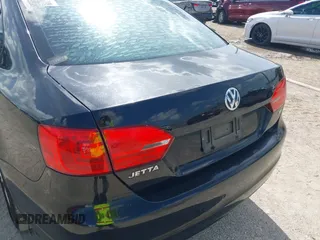 2014 Volkswagen Jetta SE с VIN 3VWD17AJ8EM304418, выставлен на аукционе IAAI как лот 42687062 с пробегом 207 402 миль миль и . История ставок и продаж доступна на DreamBid. Изображение 6.