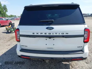 2024 Ford Expedition Max Limited с VIN 1FMJK2A8XREA38670, выставлен на аукционе IAAI как лот 42479200 с пробегом 9 635 миль миль и . История ставок и продаж доступна на DreamBid. Изображение 16.
