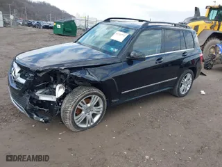 2015 Mercedes-Benz GLK-Class GLK 350 with VIN WDCGG8JB4FG362464, listed as a IAAI auction lot 41732772 with 96,295 mi miles. Bid and sale history available at carsss.com. Image 2.