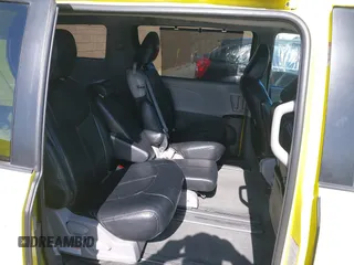 2017 Toyota Sienna LE Auto Access Seat с VIN 5TDKZ3DCXHS862073, выставлен на аукционе IAAI как лот 42328653 с пробегом 183 126 миль миль и . История ставок и продаж доступна на DreamBid. Изображение 8.