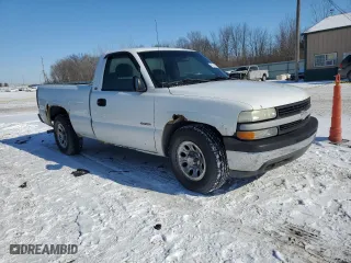 2002 Chevrolet Silverado 1500 with VIN 1GCEC14ZX2Z321070, listed as a Copart auction lot 45131765 with 86,616 mi miles and Salvage Title. Bid and sale history available at carsss.com. Image 4.