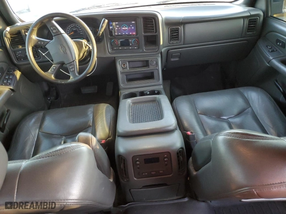 2004 Chevrolet Silverado 1500 Crew Cab LS with VIN 2GCEK13T741353163, listed as a Copart auction lot 79929164 with 215,952 mi miles and Salvage Title. Bid and sale history available at carsss.com. Image 8.