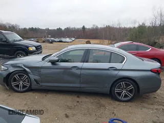 2021 BMW 5 Series 530i xDrive with VIN WBA13BJ05MWX32274, listed as a IAAI auction lot 41903090 with 43,729 mi miles and . Bid and sale history available at DreamBid. Image 14.