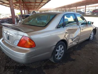 2002 Toyota Avalon XL with VIN 4T1BF28B12U264151, listed as a IAAI auction lot 42111490 with Not Provided miles and . Bid and sale history available at DreamBid. Image 4.