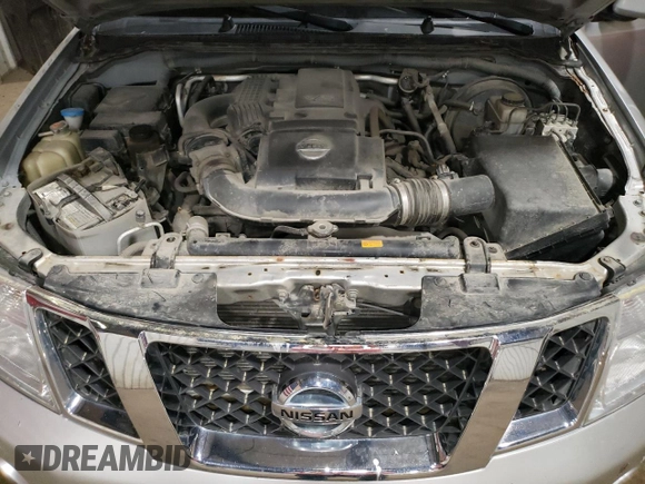 2012 Nissan Pathfinder SV z VIN 5N1AR1NBXCC603126, wystawiony jako Copart lot #55483775 z przebiegiem 100 137 mil mil oraz Szkoda całkowita • Salvage title. Historia ofert i sprzedaży dostępna na DreamBid. Obrazek 12.