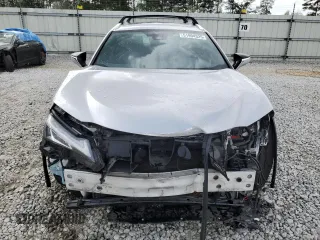 2019 Lexus UX 250h with VIN JTHU9JBH1K2000806, listed as a Copart auction lot 58068005 with 69,661 mi miles and Salvage title. Bid and sale history available at DreamBid. Image 5.