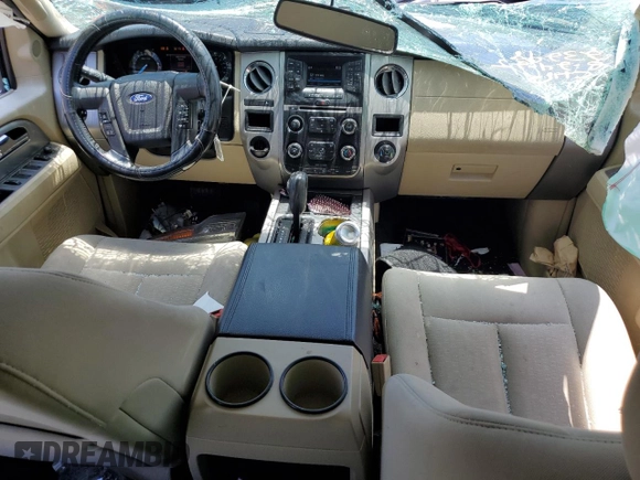 2016 Ford Expedition XLT with VIN 1FMJU1HT4GEF23298, listed as a Copart auction lot 62789325 with 122,157 mi miles and Salvage title. Bid and sale history available at DreamBid. Image 8.