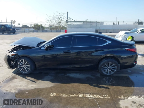 2021 Lexus ES with VIN 58AD11D16MU002636, listed as a IAAI auction lot 41850264 with 1 mi miles. Bid and sale history available at carsss.com. Image 15.