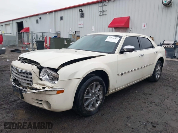 2008 Chrysler 300 C with VIN 2C3KK63H38H267569, listed as a IAAI auction lot 41301785 with 130,703 mi miles and . Bid and sale history available at carsss.com. Image 2.