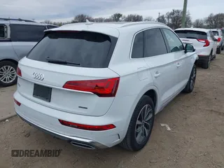 2023 Audi Q5 S line Premium with VIN WA1GAAFYXP2164279, listed as a IAAI auction lot 41315386 with 8,911 mi miles. Bid and sale history available at carsss.com. Image 4.
