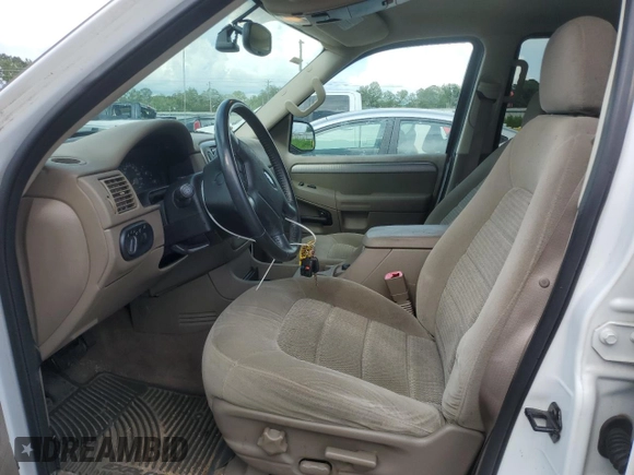 2003 Ford Explorer XLT with VIN 1FMZU63K63UB10345, listed as a Copart auction lot 61130955 with 116,918 mi miles and Salvage title. Bid and sale history available at DreamBid. Image 7.