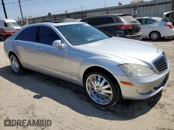 2007 Mercedes-Benz S 550 z VIN WDDNG71XX7A038691, wystawiony jako Copart lot #61536005 z przebiegiem 189 565 mil mil oraz Czysty tytuł • Clean title. Historia ofert i sprzedaży dostępna na DreamBid. Obrazek 4.