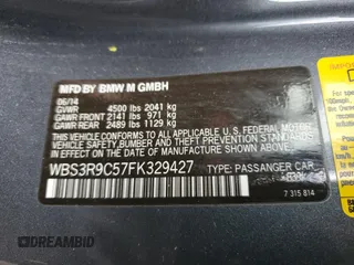 2015 BMW M4 z VIN WBS3R9C57FK329427, wystawiony jako Copart lot #53252995 z przebiegiem 94 039 mil mil oraz Szkody całkowita. Historia ofert i sprzedaży dostępna na DreamBid. Obrazek 14.