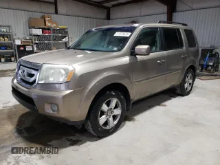 2009 Honda Pilot EX-L with VIN 5FNYF48649B032160, listed as a Copart auction lot 51878535 with 296,226 mi miles and Clean Title. Bid and sale history available at carsss.com. Image 1.