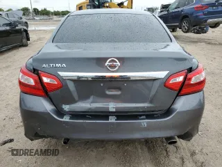 2017 Nissan Altima SR z VIN 1N4AL3AP5HC154762, wystawiony jako Copart lot #59168225 z przebiegiem 86 097 mil mil oraz Szkoda całkowita • Salvage title. Historia ofert i sprzedaży dostępna na DreamBid. Obrazek 6.