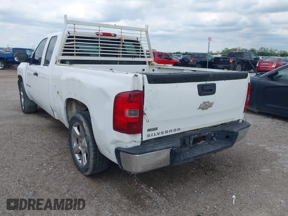 2007 Chevrolet Silverado 1500 LT w/1LT with VIN 1GCEC19077Z540649, listed as a IAAI auction lot 42037356 with 226,277 mi miles. Bid and sale history available at carsss.com. Image 3.