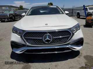 2024 Mercedes-Benz E-Class E 350 with VIN W1KLF4HB2RA027612, listed as a Copart auction lot 59123814 with 308 mi miles and Salvage Title. Bid and sale history available at carsss.com. Image 5.