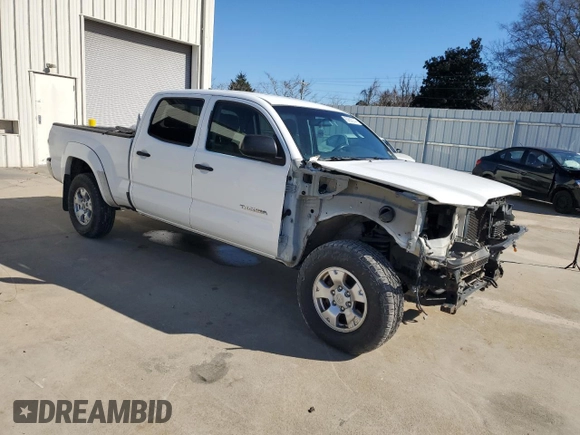 2015 Toyota Tacoma with VIN 3TMMU4FN1FM087252, listed as a Copart auction lot 85650274 with 138,061 mi miles and Salvage Title. Bid and sale history available at DreamBid. Image 4.