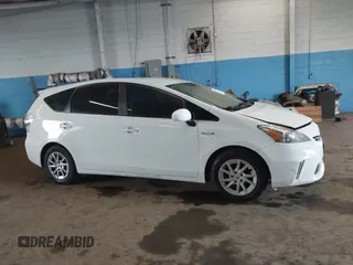 2012 Toyota Prius Two z VIN JTDZN3EU9C3185934, wystawiony jako IAAI lot #42019970 z przebiegiem 124 009 mil mil oraz . Historia ofert i sprzedaży dostępna na DreamBid. Obrazek 13.