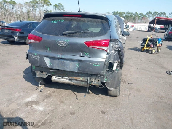 2017 Hyundai Tucson Value with VIN KM8J33A24HU281183, listed as a IAAI auction lot 41563886 with 71,110 mi miles. Bid and sale history available at carsss.com. Image 6.