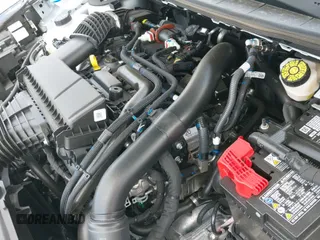 2025 Ford Escape Platinum with VIN 1FMCU9JA0SUA50028, listed as a IAAI auction lot 42334542 with 760 mi miles and . Bid and sale history available at DreamBid. Image 20.