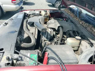2002 Chevrolet Suburban LT с VIN 1GNFK16Z02J187549, выставлен на аукционе IAAI как лот 42544030 с пробегом 224 536 миль миль и . История ставок и продаж доступна на DreamBid. Изображение 12.