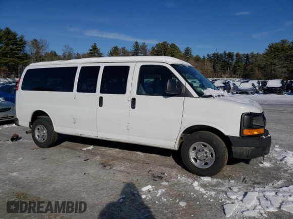 2008 Chevrolet Express Passenger z VIN 1GAHG39K481168968, wystawiony jako Copart lot #45374785 z przebiegiem 44 010 mil mil oraz Czysty tytuł • Clean title. Historia ofert i sprzedaży dostępna na DreamBid. Obrazek 4.