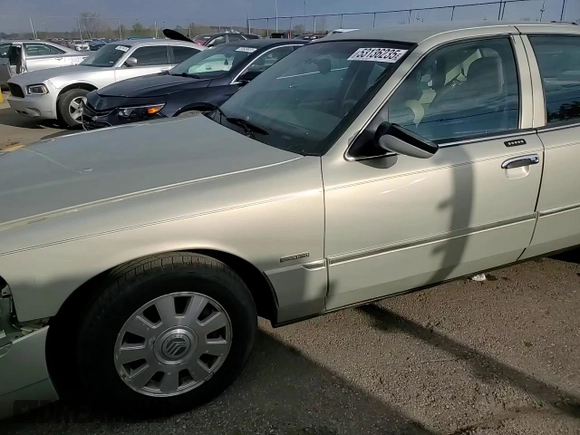 2004 Mercury Grand Marquis LS Premium z VIN 2MEHM75W64X694289, wystawiony jako Copart lot #53136235 z przebiegiem 131 917 mil mil oraz Szkoda całkowita • Salvage title. Historia ofert i sprzedaży dostępna na DreamBid. Obrazek 11.