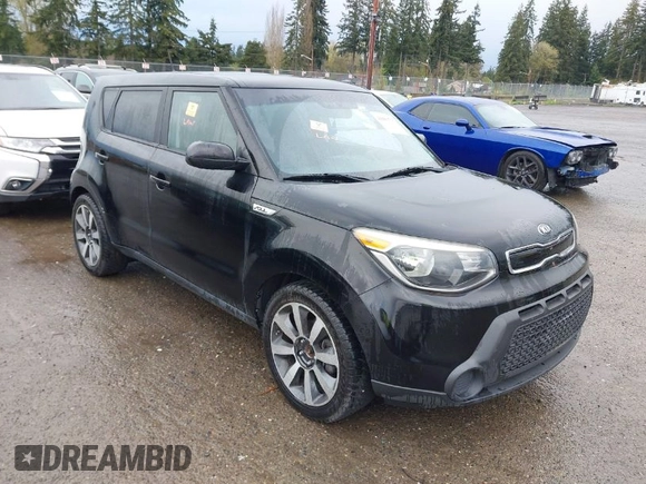 2015 Kia Soul + with VIN KNDJP3A55F7170527, listed as a IAAI auction lot 41981775 with 131,208 mi miles. Bid and sale history available at carsss.com. Image 1.