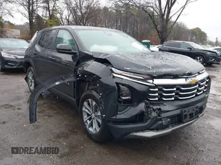 2025 Chevrolet Equinox AWD LT with VIN 3GNAXPEG8SL190562, listed as a IAAI auction lot 41863489 with 4,723 mi miles. Bid and sale history available at carsss.com. Image 1.