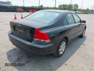 2004 Volvo S60 с VIN YV1RS61T742324600, выставлен на аукционе IAAI как лот 42418865 с пробегом 233 502 миль миль и . История ставок и продаж доступна на DreamBid. Изображение 4.