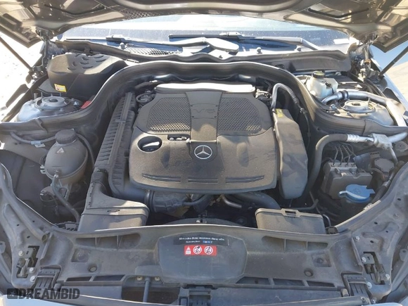2016 Mercedes-Benz E-Class E 350 Luxury with VIN WDDHF8JB9GB268131, listed as a IAAI auction lot 41809946 with 118,547 mi miles. Bid and sale history available at carsss.com. Image 10.