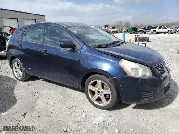 2009 Pontiac Vibe w/1SB with VIN 5Y2SP67099Z443611, listed as a Copart auction lot 49790755 with 130,876 mi miles and Clean Title. Bid and sale history available at carsss.com. Image 4.