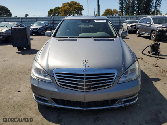 2011 Mercedes-Benz S-Class S 550 with VIN WDDNG7BB9BA373940, listed as a Copart auction lot 47596045 with 52,120 mi miles and Clean Title. Bid and sale history available at carsss.com. Image 5.