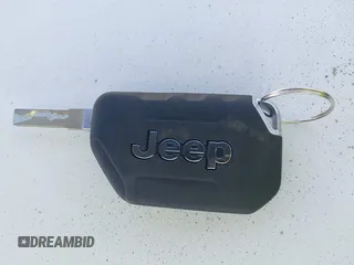 2022 Jeep Gladiator Rubicon with VIN 1C6JJTBG6NL166081, listed as a IAAI auction lot 42204431 with 40,568 mi miles and . Bid and sale history available at DreamBid. Image 11.