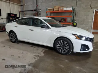 2025 Nissan Altima SV with VIN 1N4BL4DV4SN377553, listed as a Copart auction lot 53980035 with 1,566 mi miles and Clean Title. Bid and sale history available at DreamBid. Image 4.