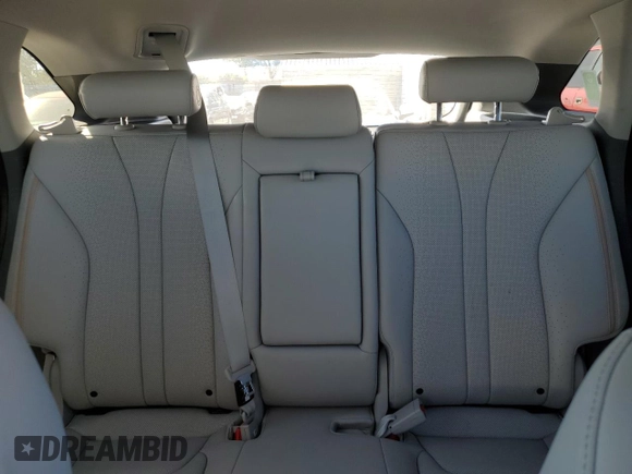 2021 Hyundai NEXO Limited z VIN KM8J84A61MU017049, wystawiony jako Copart lot #74327164 z przebiegiem 14 173 mil mil oraz Czysty tytuł • Clean title. Historia ofert i sprzedaży dostępna na DreamBid. Obrazek 10.
