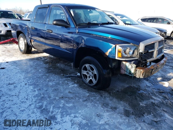 2005 Dodge Dakota SLT with VIN 1D7HE48K15S293667, listed as a Copart auction lot 45921785 with 258,052 mi miles and Non Repairable. Bid and sale history available at DreamBid. Image 4.