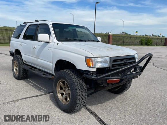 1998 Toyota 4Runner SR5 with VIN JT3HN86R4W0141837, listed as a Copart auction lot 57347975 with 282,314 mi miles and Clean title. Bid and sale history available at DreamBid. Image 1.