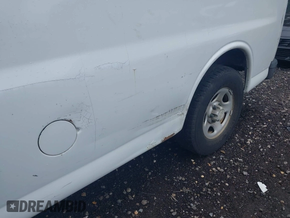 2007 Chevrolet Express Cargo with VIN 1GCFG15X471177057, listed as a IAAI auction lot 42634978 with 147,128 mi miles and . Bid and sale history available at DreamBid. Image 6.