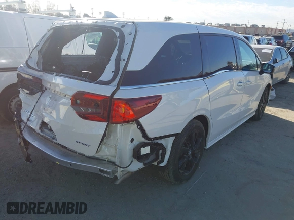 2024 Honda Odyssey Sport with VIN 5FNRL6H70RB061575, listed as a IAAI auction lot 41684598 with 8,187 mi miles and . Bid and sale history available at DreamBid. Image 4.
