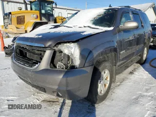 2014 GMC Yukon SLT with VIN 1GKS2CE03ER202996, listed as a Copart auction lot 87829875 with 208,153 mi miles and Salvage Title. Bid and sale history available at carsss.com. Image 1.