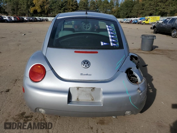 2003 Volkswagen New Beetle Coupe GLX with VIN 3VWDD21C23M414549, listed as a Copart auction lot 75766924 with 106,746 mi miles and Salvage Title. Bid and sale history available at carsss.com. Image 6.