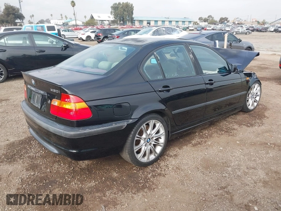 2005 BMW 3 Series 330i with VIN WBAEV53415KM08390, listed as a IAAI auction lot 41507259 with 192,211 mi miles. Bid and sale history available at carsss.com. Image 4.