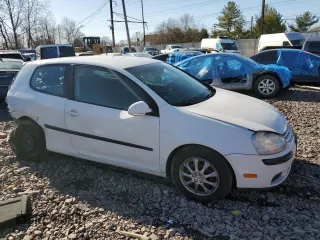 2009 Volkswagen Rabbit S with VIN WVWBB71K49W090243, listed as a Copart auction lot 49394655 with 95,464 mi miles and Salvage Title. Bid and sale history available at carsss.com. Image 4.