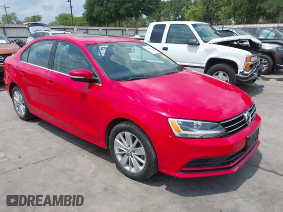 2015 Volkswagen Jetta SE with VIN 3VWD07AJ3FM275737, listed as a IAAI auction lot 42098894 with 131,716 mi miles and . Bid and sale history available at DreamBid. Image 1.